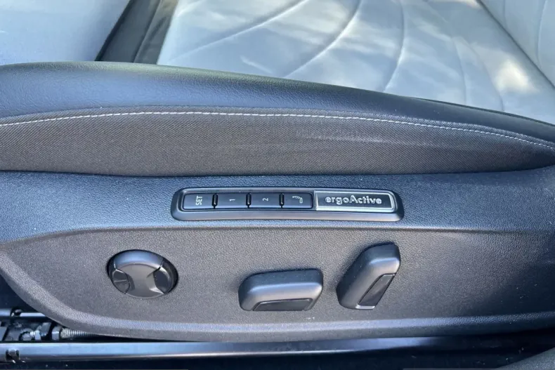 Volkswagen ID.3 din 2024 cu 27.600 km - oferta VOL224862 - foto 21