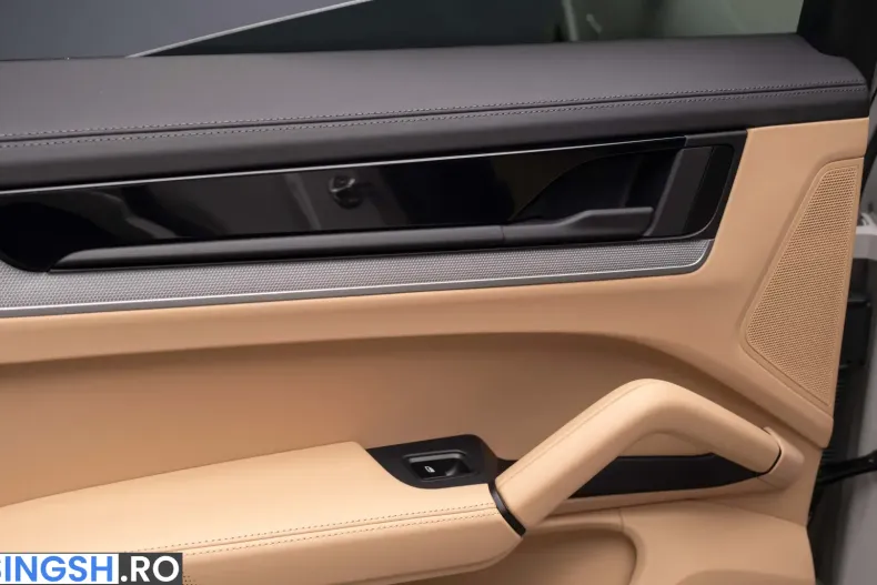 Porsche Cayenne din 2024 cu 10.900 km - oferta POR224874 - foto 28