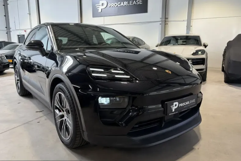 Porsche Macan din 2025 cu 22.000 km - oferta POR224880 - foto 3