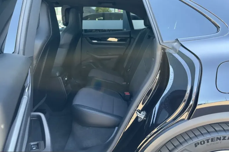 Porsche Macan din 2025 cu 22.000 km - oferta POR224880 - foto 13