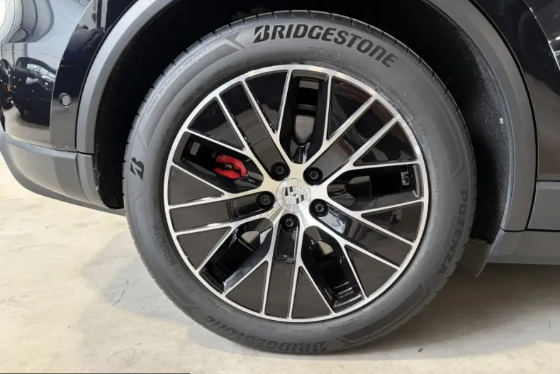 Porsche Macan din 2025 cu 22.000 km - oferta POR224880 - foto 24