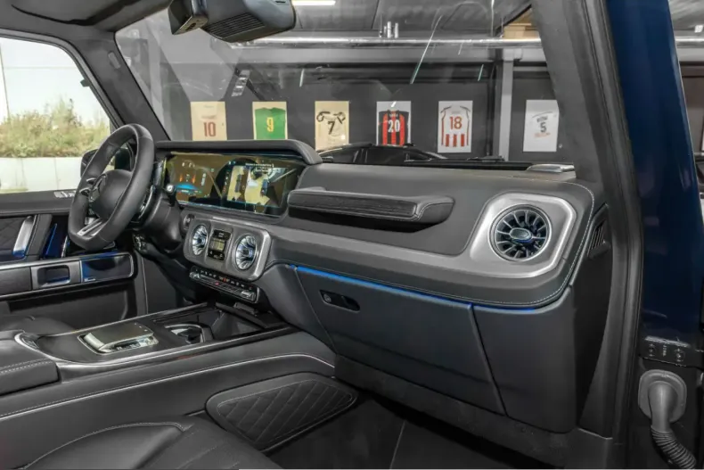 Mercedes-Benz G 63 AMG (Clasa G) din 2024 cu 15.000 km - oferta MER224881 - foto 24