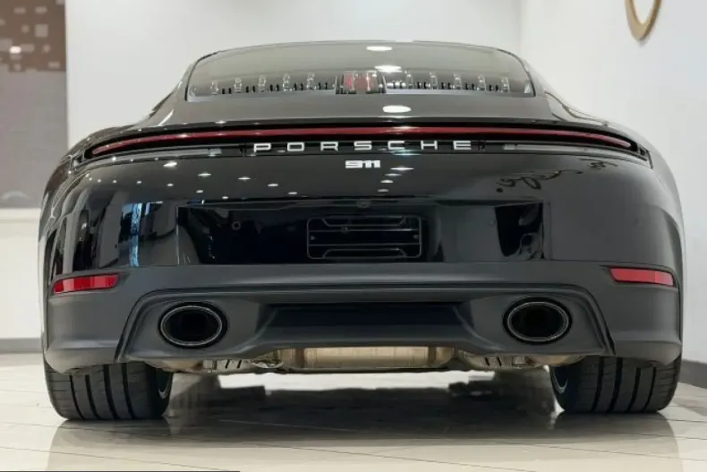 Porsche 911 din 2025 cu 3.900 km - oferta POR224885 - foto 9