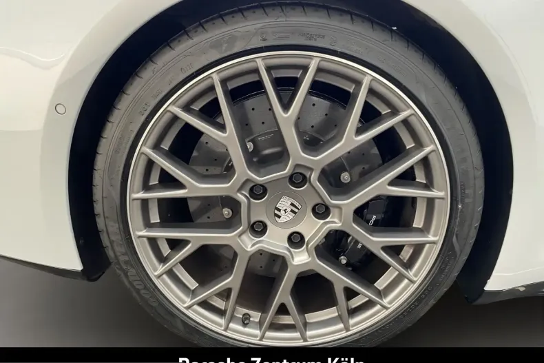 Porsche 992 din 2025 cu 8.981 km - oferta POR224890 - foto 11