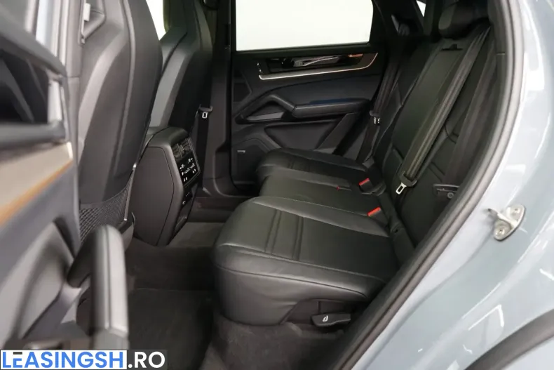 Porsche Cayenne din 2025 cu 23.150 km - oferta POR224893 - foto 17