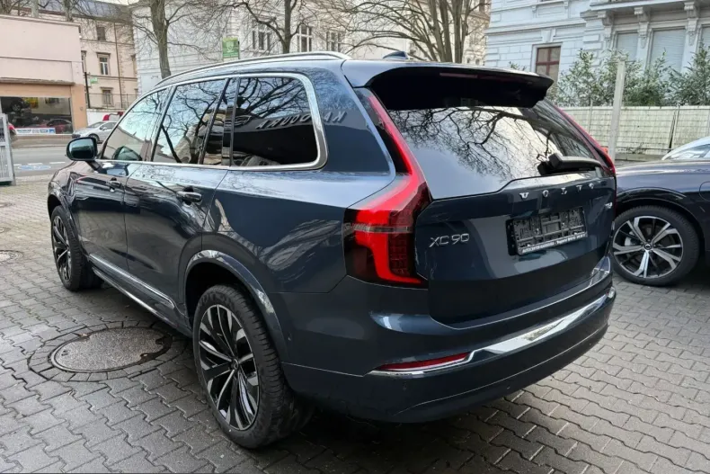 Volvo XC90 din 2025 cu 5.462 km - oferta VOL224894 - foto 5