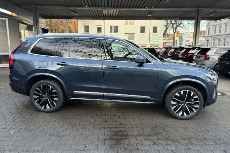Volvo XC90 din 2025 cu 5.462 km - oferta VOL224894 - foto 8