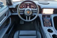 Porsche Taycan din 2024 cu 15.919 km - oferta POR224895 - foto 4