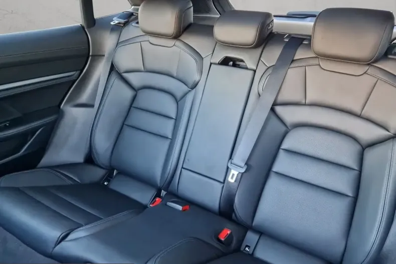 Porsche Taycan din 2024 cu 15.919 km - oferta POR224895 - foto 15