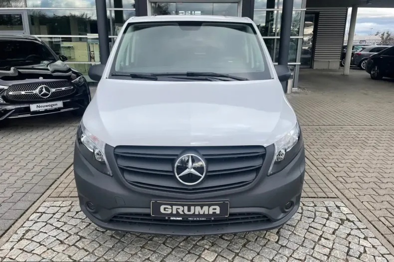 Mercedes-Benz Vito din 2023 cu 27.030 km - oferta MER224896 - foto 2