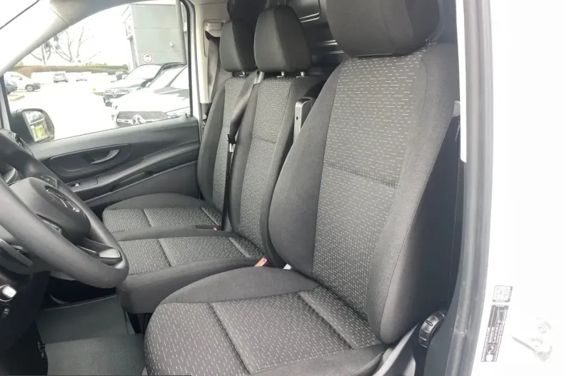 Mercedes-Benz Vito din 2023 cu 27.030 km - oferta MER224896 - foto 7