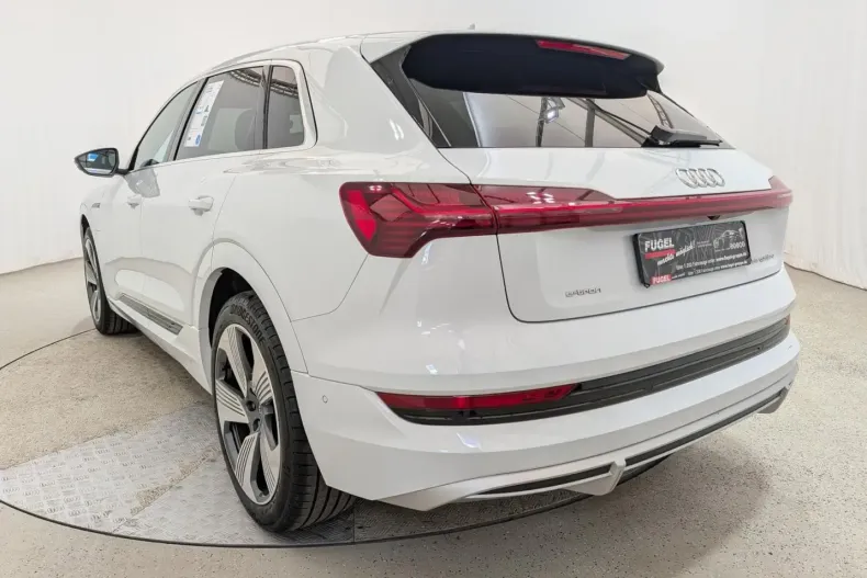 Audi e-tron din 2022 cu 66.890 km - oferta AUD224905 - foto 6
