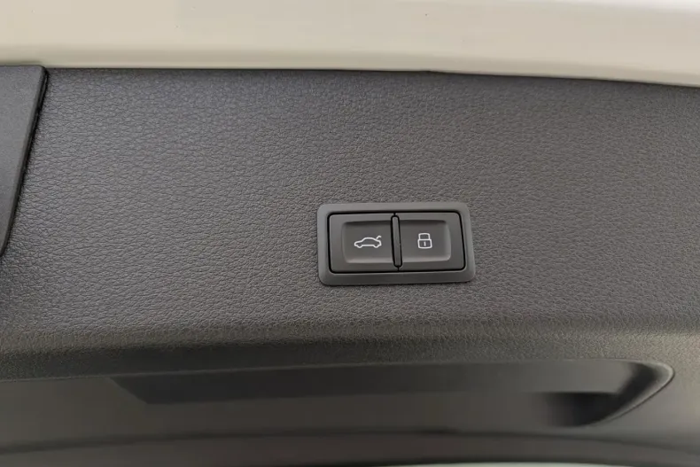 Audi e-tron din 2022 cu 66.890 km - oferta AUD224905 - foto 38