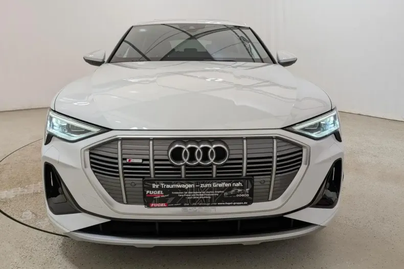 Audi e-tron din 2022 cu 66.890 km - oferta AUD224905 - foto 40