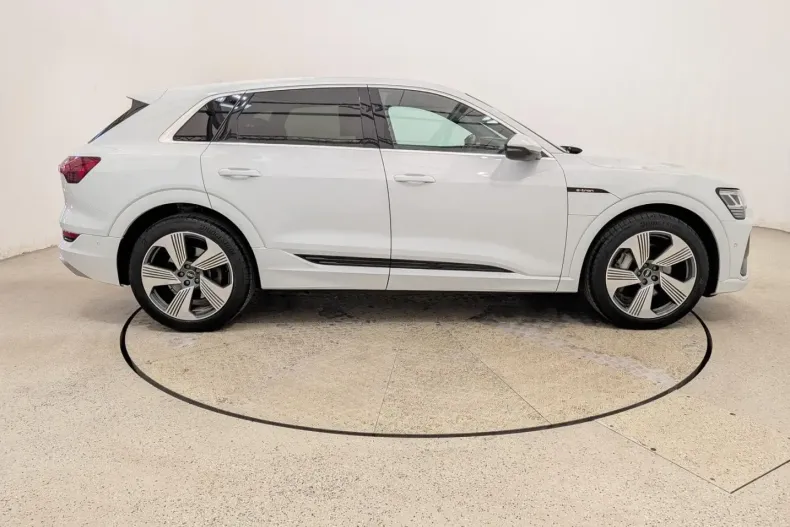 Audi e-tron din 2022 cu 66.890 km - oferta AUD224905 - foto 41