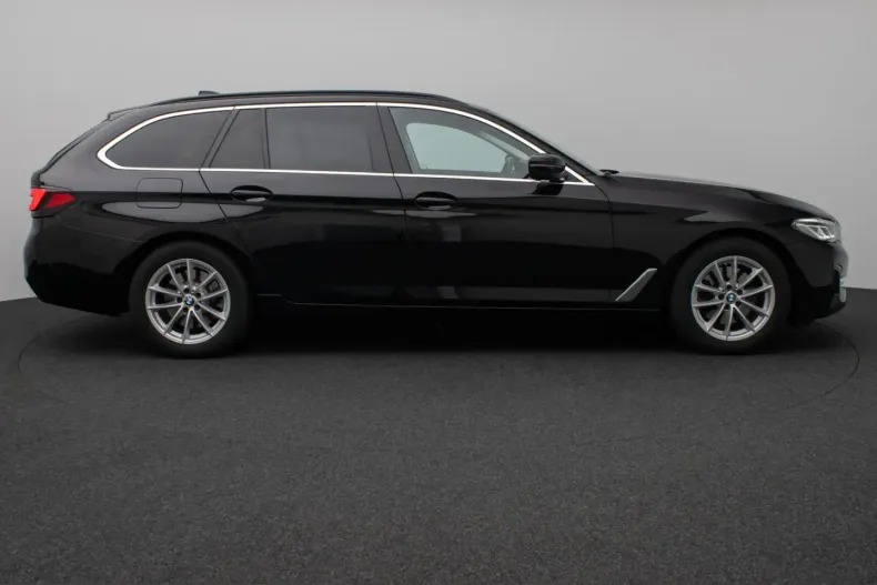 BMW 520 (Seria 5) din 2023 cu 58.427 km - oferta BMW224908 - foto 5