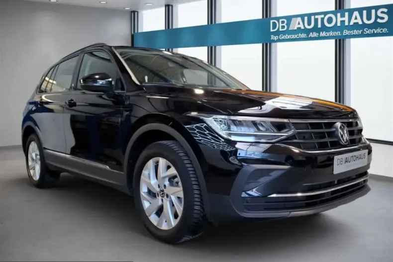 Volkswagen Tiguan din 2023 cu 33.996 km - oferta VOL224909 - foto 2