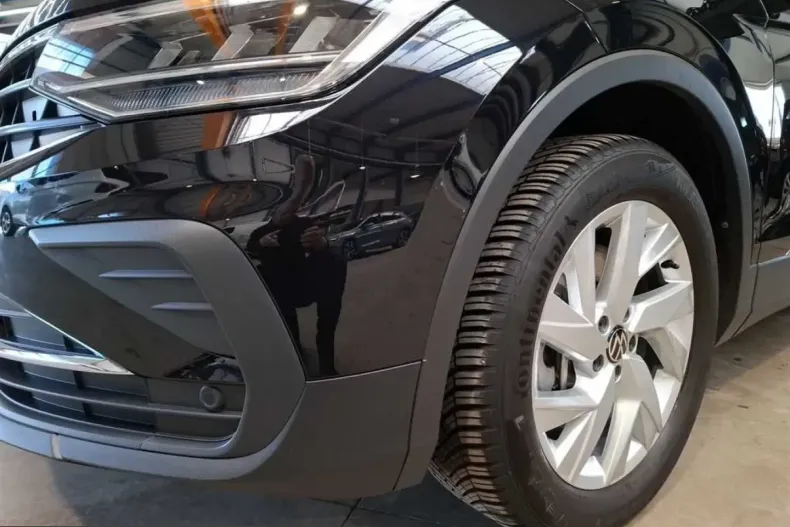 Volkswagen Tiguan din 2023 cu 33.996 km - oferta VOL224909 - foto 23