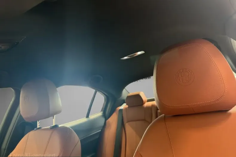 Alfa Romeo Giulia din 2023 cu 20.600 km - oferta ALF224914 - foto 12