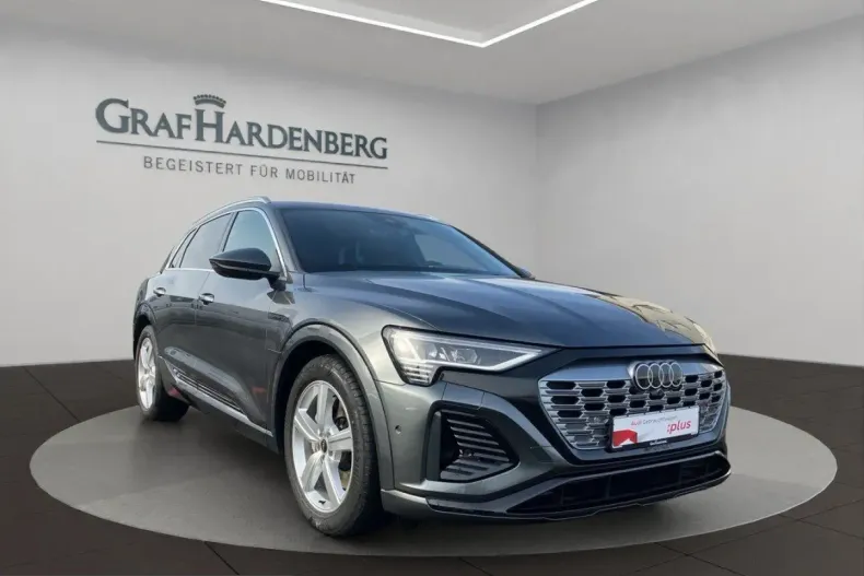 Audi Q8 e-tron din 2023 cu 31.800 km - oferta AUD224920 - foto 1