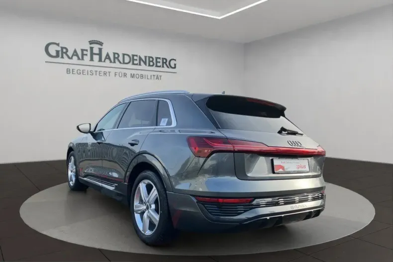 Audi Q8 e-tron din 2023 cu 31.800 km - oferta AUD224920 - foto 4