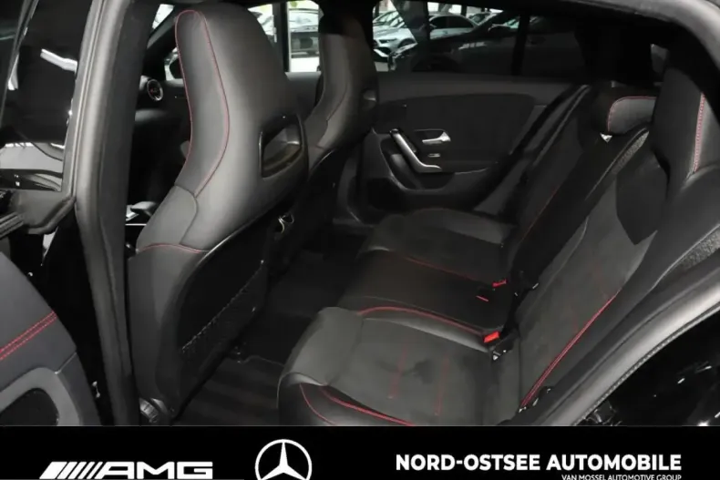 Mercedes-Benz CLA 220 (Clasa CLA) din 2023 cu 50.902 km - oferta MER224927 - foto 11