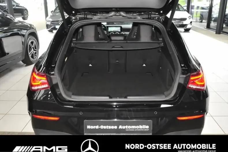 Mercedes-Benz CLA 220 (Clasa CLA) din 2023 cu 50.902 km - oferta MER224927 - foto 13