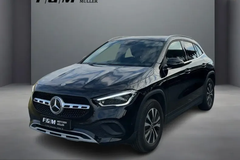 Mercedes-Benz GLA 200 (Clasa GLA) din 2022 cu 45.597 km - oferta MER224928 - foto 1