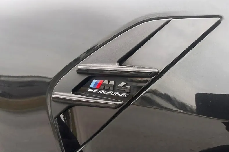 BMW M4 (Seria 4) din 2024 cu 26.195 km - oferta BMW224935 - foto 10