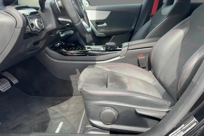 Mercedes-Benz CLA 35 AMG (Clasa CLA) din 2023 cu 62.937 km - oferta MER224937 - foto 6