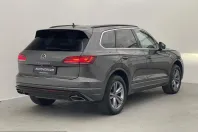 Volkswagen Touareg din 2023 cu 52.380 km - oferta VOL224938 - foto 7