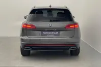 Volkswagen Touareg din 2023 cu 52.380 km - oferta VOL224938 - foto 8