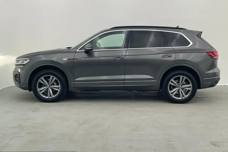 Volkswagen Touareg din 2023 cu 52.380 km - oferta VOL224938 - foto 11
