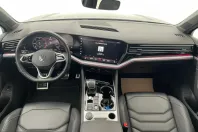 Volkswagen Touareg din 2023 cu 52.380 km - oferta VOL224938 - foto 16