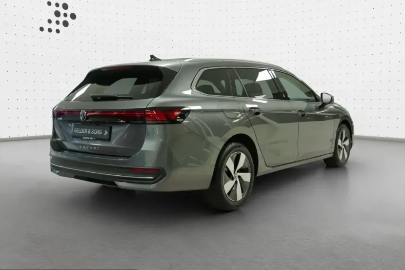 Volkswagen Passat Variant din 2024 cu 10.850 km - oferta VOL224940 - foto 2