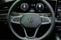 Volkswagen Passat Variant din 2024 cu 10.850 km - oferta VOL224940 - foto 9