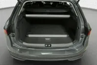 Volkswagen Passat Variant din 2024 cu 10.850 km - oferta VOL224940 - foto 11
