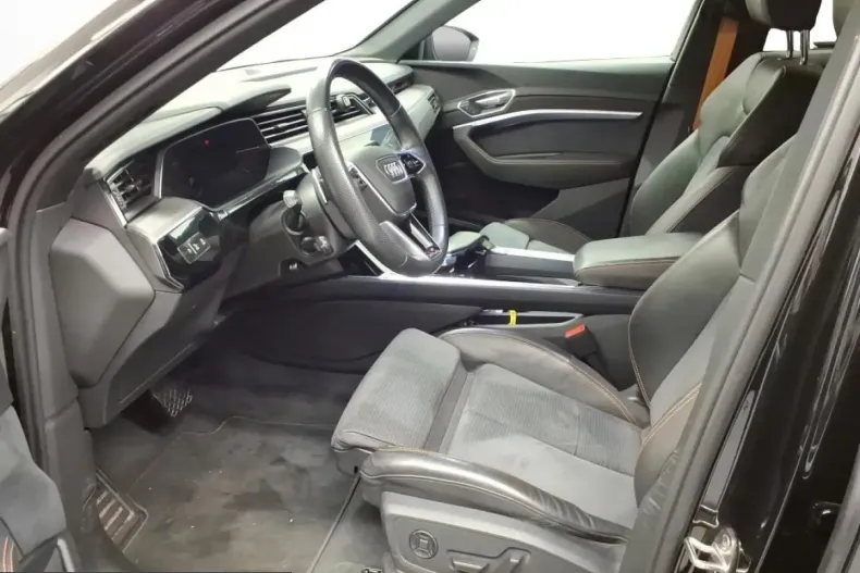 Audi e-tron din 2022 cu 27.270 km - oferta AUD224943 - foto 3
