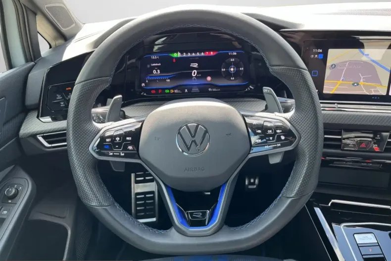 Volkswagen Golf din 2024 cu 37.059 km - oferta VOL224945 - foto 10
