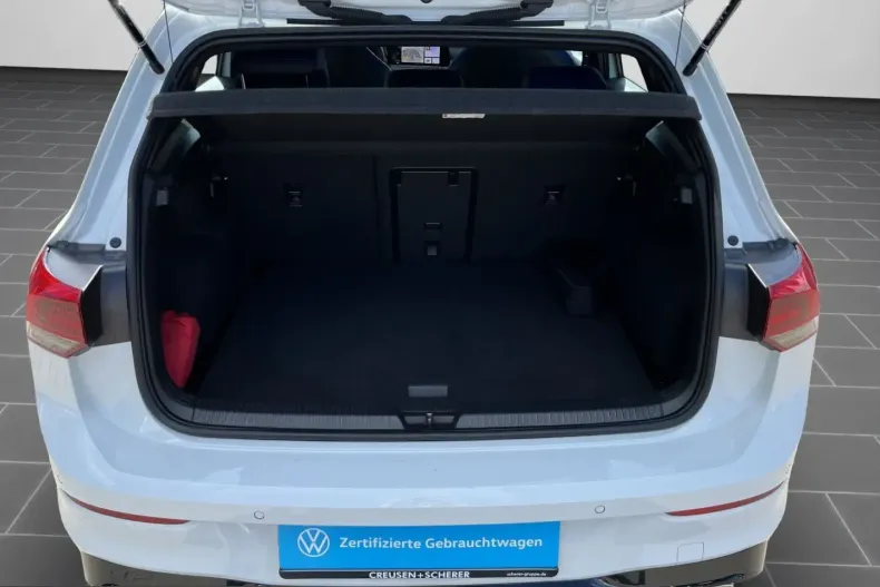 Volkswagen Golf din 2024 cu 37.059 km - oferta VOL224945 - foto 16