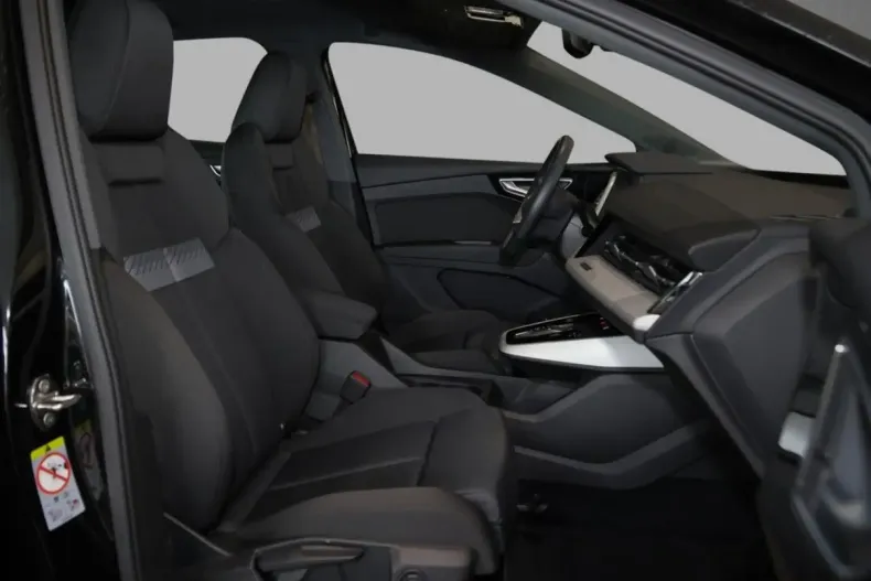 Audi Q4 e-tron din 2022 cu 59.400 km - oferta AUD224946 - foto 8