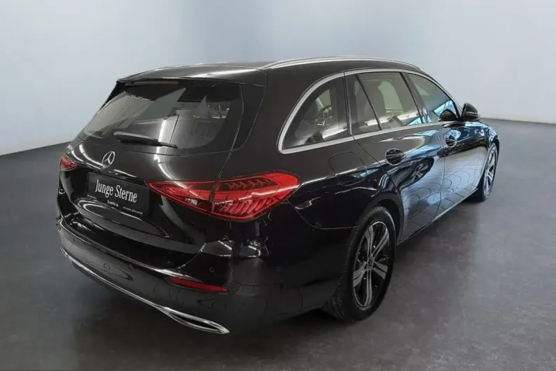 Mercedes-Benz C 300 (Clasa C) din 2023 cu 57.923 km - oferta MER224955 - foto 5