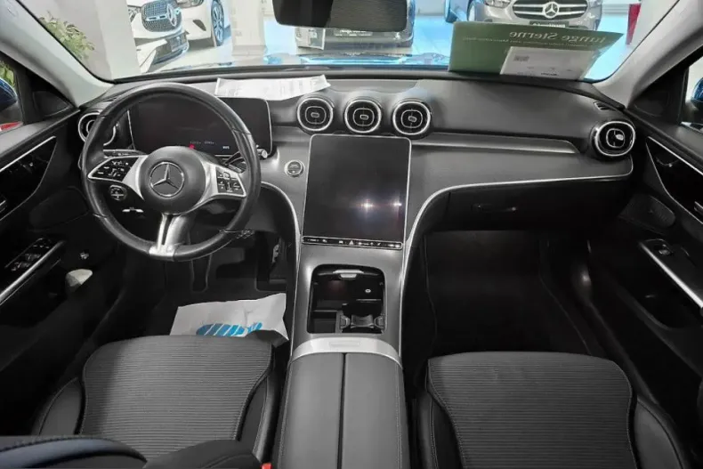 Mercedes-Benz C 300 (Clasa C) din 2023 cu 57.923 km - oferta MER224955 - foto 9