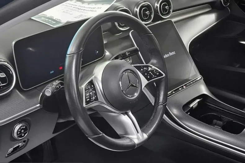 Mercedes-Benz C 300 (Clasa C) din 2023 cu 57.923 km - oferta MER224955 - foto 12