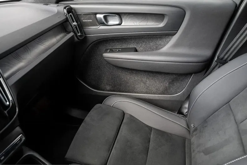 Volvo C40 din 2023 cu 74.500 km - oferta VOL224958 - foto 20