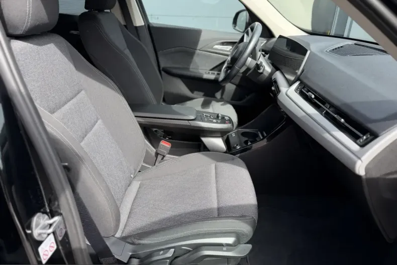 BMW iX1 (Seria X) din 2023 cu 54.494 km - oferta BMW224961 - foto 12