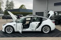 Tesla Model 3 din 2022 cu 68.222 km - oferta TES224962 - foto 7