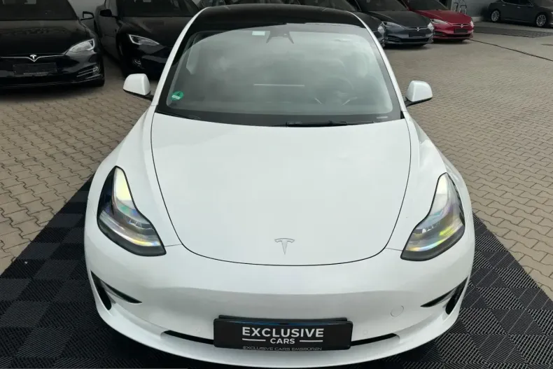 Tesla Model 3 din 2022 cu 68.222 km - oferta TES224962 - foto 15