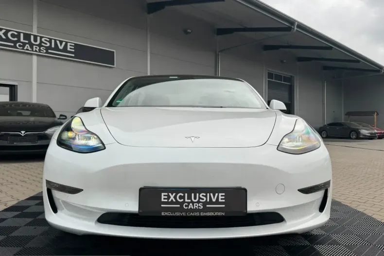 Tesla Model 3 din 2022 cu 68.222 km - oferta TES224962 - foto 16