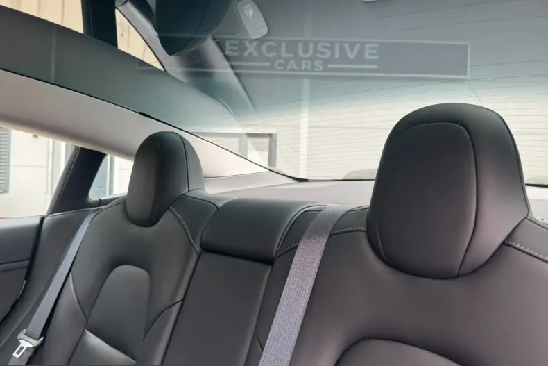 Tesla Model 3 din 2022 cu 68.222 km - oferta TES224962 - foto 18